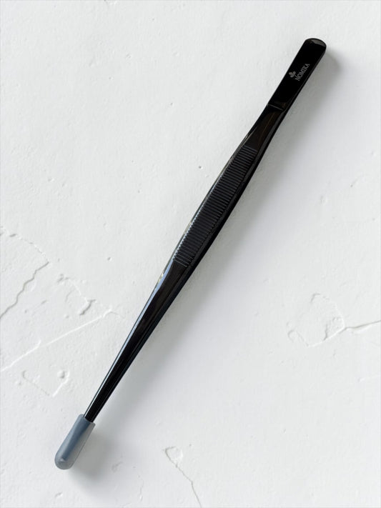Nomika Düz Şef Cımbız – 21 cm / Gümüş/Siyah